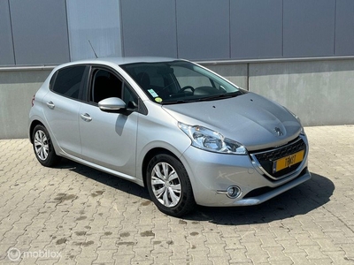 Peugeot 208 1.4 E-HDI Airco/NAV/EXPORT