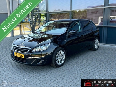 Peugeot 308 1.2 PureTech Style/Navi/Airco/Topstaat!