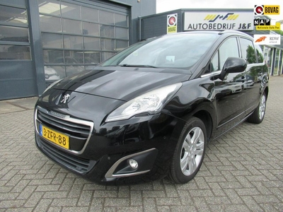 Peugeot 5008 2.0 BlueHDi Allure 7p. / ARICO / NAV / PDC /