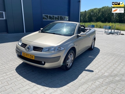 Renault Mégane Coupé-Cabriolet 1.6-16V Privilège Luxe