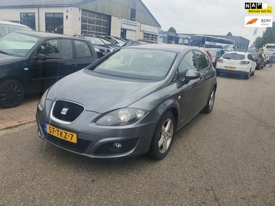 Seat Leon 1.2 TSI Ecomotive COPA NAV.+ Clima Bj:2012 NAP!