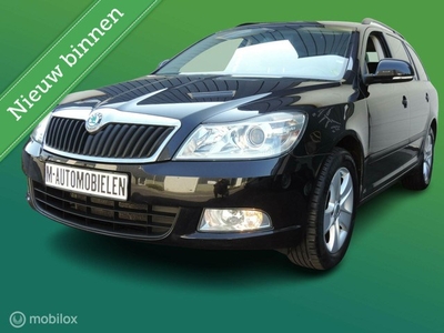 Skoda Octavia Combi 1.2 TSI Elegance,NAVIGATIE,SPORT VELGEN!