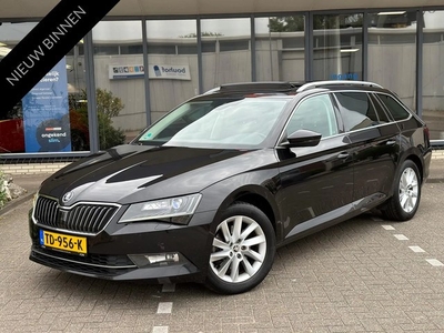 Škoda Superb Combi 1.6 TDI Ambition Business / PANO / XENON