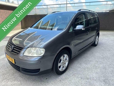 Te Koop Volkswagen Touran 1.6 Trendline-AIRCO -NIEUWE APK