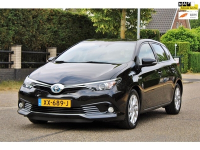 Toyota Auris 1.8 Hybrid Volcano Edition AUTOMAAT NAVI