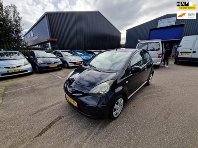 Toyota Aygo 1.0-12V +