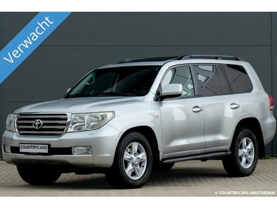 Toyota Land Cruiser V8 4.5 D 4WD YOUNGTIMER LEDER