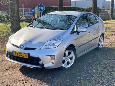 Toyota Prius 1.8 HSD Business Zie Omschrijving