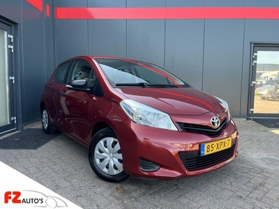 Toyota Yaris 1.0 VVT-i Comfort 5DRS Metallic