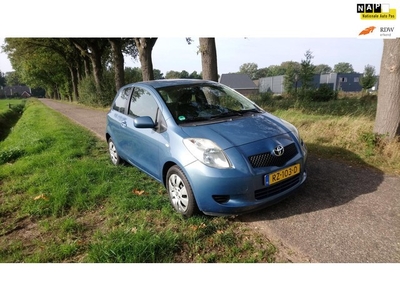 Toyota Yaris 1.0 VVTi met Nieuwe Apk