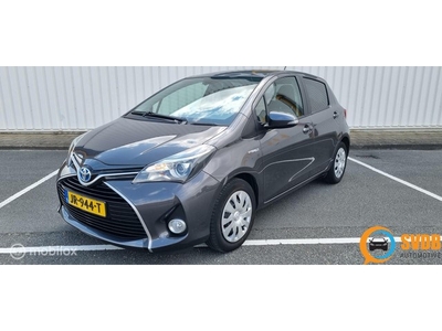 Toyota Yaris 1.5 FulllHybrid Aspiration camera/climate contr