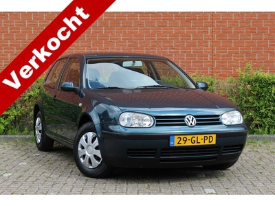 Volkswagen Golf 1.4-16V 75pk Trendline RIJKLAAR! Beurt +