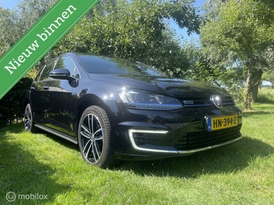 Volkswagen Golf 1.4 TSI GTE Pano, CarPlay, Trekhaak