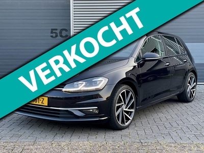 Volkswagen Golf 1.5 TSI Highline Business R DSG/PANO/MASSAGE