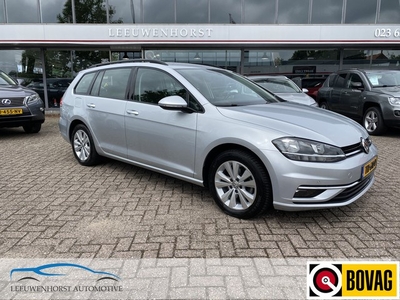 Volkswagen GOLF Variant 1.0 TSI Comfort. Exec., Apple