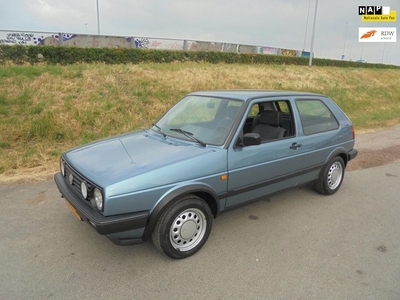 Volkswagen Golf Volkswagen golf 1.3 benzine in nieuwstaat