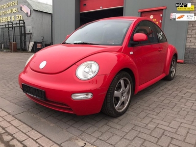 Volkswagen New Beetle 2.0 Highline