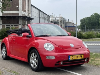 Volkswagen New Beetle Cabriolet 2.0 Highline Lederen