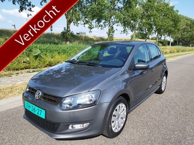 Volkswagen Polo 1.4- Advance ** 5 drs ** NAVI BT ** Airco