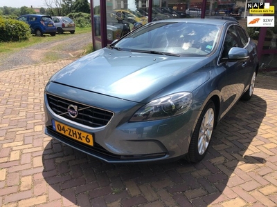 Volvo V40 1.6 T3 Summum