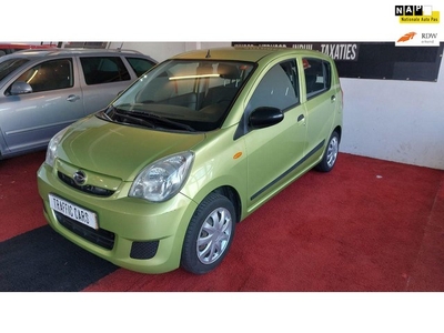 Daihatsu Cuore 1.0 Comfort,Airco. Nieuwe apk ,km nap