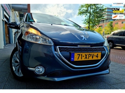 Peugeot 208 1.4 VTi Envy 5drs Navi Climatronic CrusCtrl