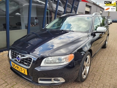 Volvo V70 2.0T R-Design LEER / NAVI / SPOILER / TREKHAAK