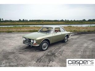 Alfa Romeo 1750 GT Verde Oliva APK Vrij