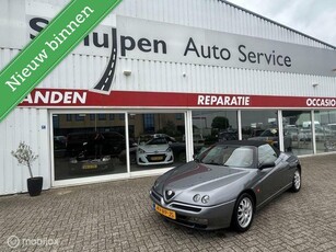 Alfa Romeo Spider 2.0 V6 TB