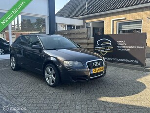 Audi A3 1.6 Attraction nw apk bij levering airco