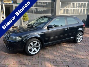 Audi A3 1.6 FSI Attraction Airco,Clima,Navi,16Inch Bj 2004