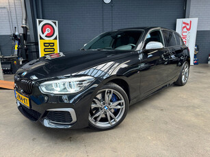 BMW 1-serie M135i xDrive, Maxton Diffuser en Spoiler,Cruise Contr,Climate Contr,Navi,Bluetooth, Stoelverwarming