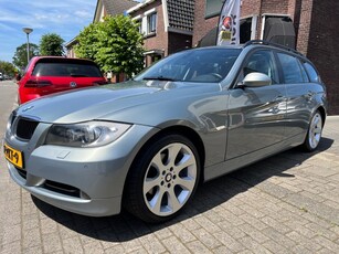 BMW 3-serie 320I