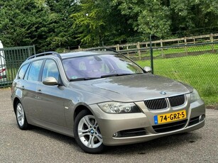 BMW 3-serie Touring 325i Business Line