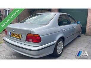 BMW 5-serie 528i Executive Automaat