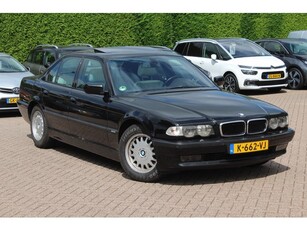 BMW 7 Serie 735i Executive High-Line / Schuifdak / Camera /