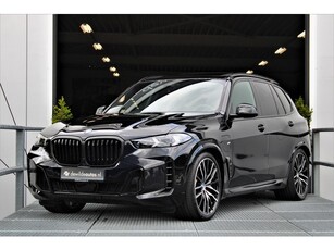 BMW X5 xDrive50e M-sport 489pk M-stoelen Carbon Pano