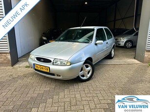 Ford Fiesta 1.3 NIEUWE APK, AIRCO, TREKHAAK (bj 1999)