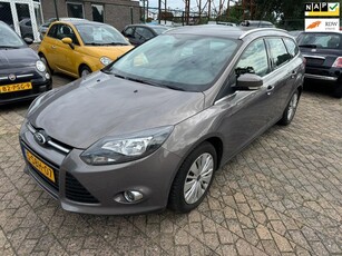 Ford Focus Wagon 1.0 EcoBoost Titanium NAVI CRUISE PDC