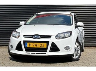 Ford Focus Wagon 1.0 EcoBoost Titanium Navigatie