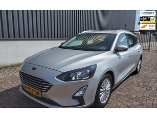 Ford Focus Wagon 1.0 EcoBoost TitaniumVOL OPTIES®Trekhaak!