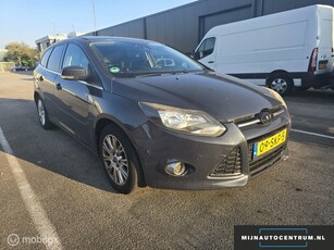 Ford Focus Wagon 1.6 TDCI Titanium / CLIMA / KEYLESS / NAVI