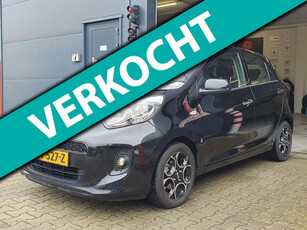 Kia Picanto 1.0 CVVT DynamicLine / NAP / NWE BEURT + APK / CRUISE- EN CLIMATE / LM-VELGEN / BLUETOOTH / ARMSTEUN / ISOFIX / LED !