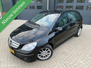 Mercedes-Benz B-Klasse B170 5DRS CVT 2008 APK 06-2025 zwart