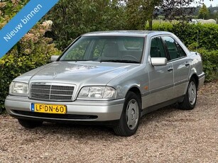 Mercedes-Benz C-klasse 180 Sport Apk 4-25 nap