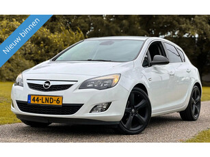 Opel Astra 1.4 Turbo Sport 140PK Leer|Soelverw|19