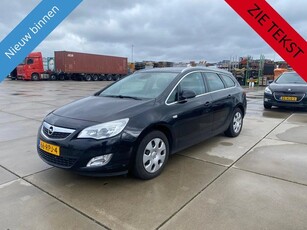 Opel Astra SPORTS TOURER 2011 * 1.4 Cosmo * HANDEL !!