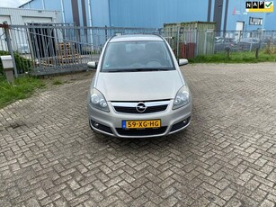 Opel Zafira 1.8 Temptation (7 persoons)