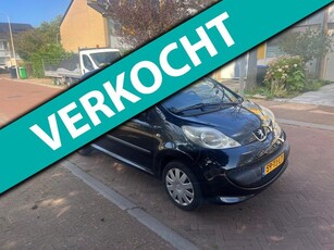 Peugeot 107 Nieuw APK / 106.000 NAP / 5 deurs / leuke auto