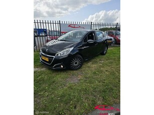 Peugeot 208 1.2 PureTech Blue Lease Executive